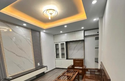 BÁN NHÀ PHỐ QUANG TRUNG, HIẾM ĐẸP, NỘI THẤT RỰC RỠ, 36m, 6.9 tỷ